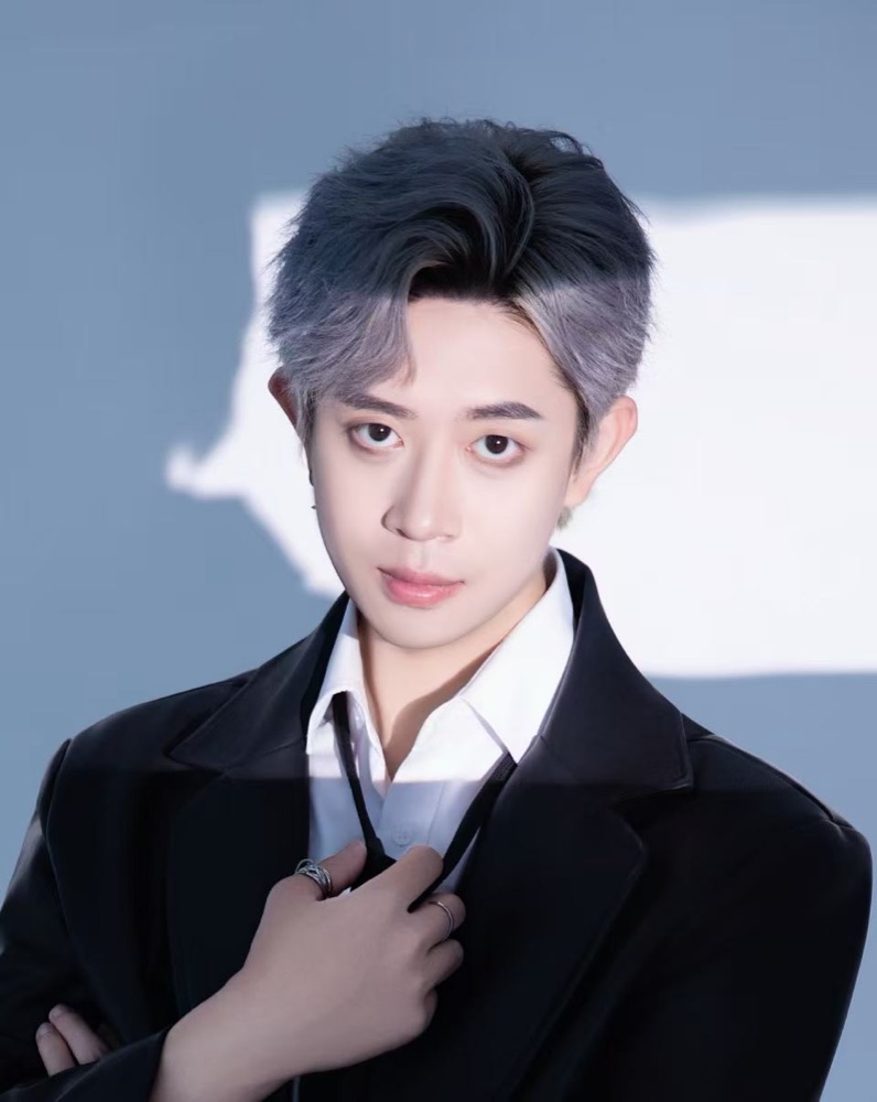 Asher 张 · Astralune 创始人